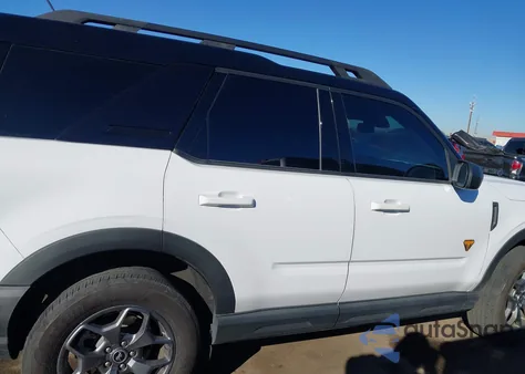 2023 Ford Bronco Sport Badlands z USA, uszkodzony, nr VIN 3FMCR9D93PRD42340